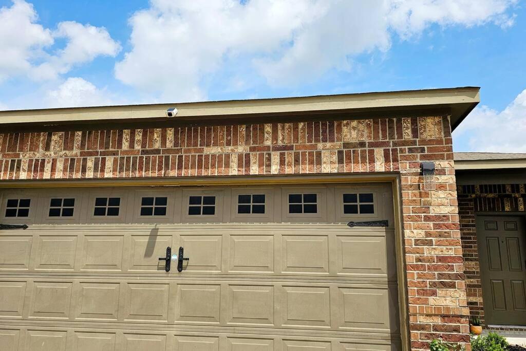 Cozy 4Br Home S Houston Pearland Skyview Silver By Ion Rentals Exterior photo